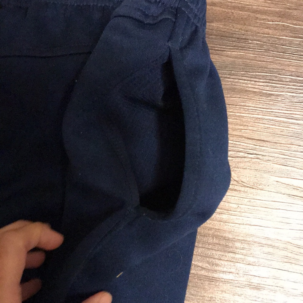 SOLD⭐️GT football Navy & gold sweats - Picture 8 of 8